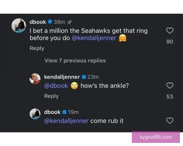 肯豆回关布克暗示关系升温 曾因1月社媒互动引发关注